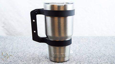 How do you design a cup so that the handle does not heat up?