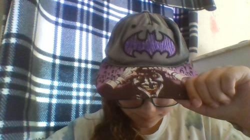 Who likes my new hat its a bit big but i like it