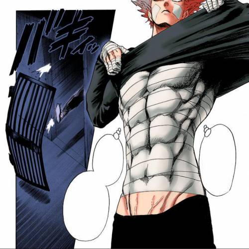 Should I bulk or cut first to to have the body type of garou from one punch man
