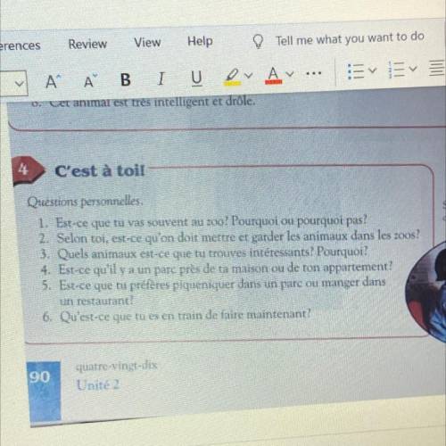 Help

C’est à toil
Simone est en trai
ordinateur dans sa
Questions personnelles.
1. Est-ce que