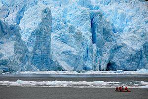 Read and match each image with its correct description.

1. 
San Rafael glacier in Patagonia
2. 
S